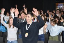 Мужественность или тяга к насилию: правильное воспитание мужчин обсудили в Алматы