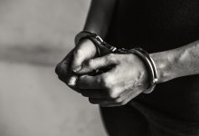 Задержание в Акколе: мошенник годами не выходил из дома