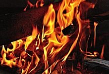 Около 60 человек эвакуировали из-за пожара в многоэтажке в Астане
