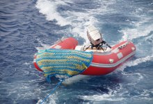 У берегов Лесбоса перевернулась лодка с мигрантами: есть погибшие