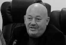 Токаев выразил соболезнования родным журналиста Льва Таракова