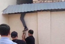 Злостный неплательщик алиментов прятался между стенами своего дома