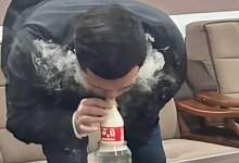 Чиновник из Узбекистана стал звездой скандала