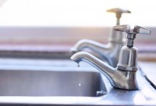 Чешутся все: жители села под Астаной вынуждены возить воду из столицы