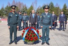 Делегация Казахстана почтила память погибших соотечественников в России