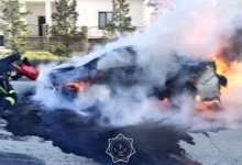 Автомобиль загорелся прямо на дороге в Астане