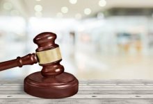 Жительницу Актау наказали за развешанное на улице белье