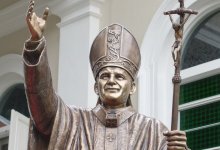 Ни одна из кандидатур на пост Папы Римского не набрала две трети голосов