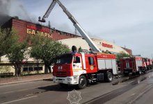 Пожар на рынке "Шапағат" в Астане: огонь локализован