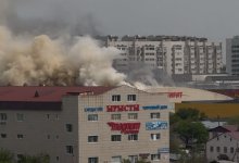 Пожар на рынке парализовал движение в центре Астаны