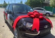 102-летнему ветерану из ВКО подарили автомобиль