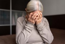 Мужчина ворвался в квартиру пенсионерки и украл деньги в Алматы