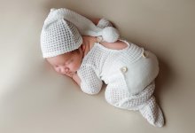 Женщины старше 50 лет родили 100 детей в Казахстане