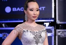 Казахстанская певица поборется за победу в финале "Голос Азербайджана"