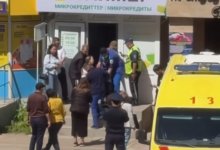 Скорая и полиция у МФО в Кокшетау: женщину ударили ножом (ВИДЕО)