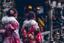 Туристы массово отменяют поездки в Японию