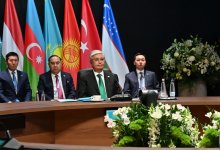 Токаев ведет переговоры без переводчиков: пользователи сети им восхищены (ВИДЕО)