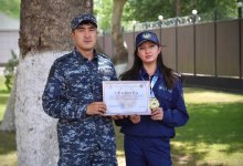 "Ученик превзошел учителя": девочка установила рекорд по сборке автомата в Шымкенте