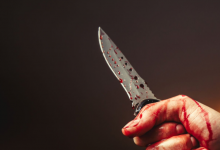 Мужчина перерезал горло бывшей жене на дне рождения сына