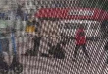 Парней жестоко избили на остановке в Темиртау