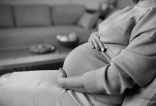 "Он хотел мальчика": мужчина зарезал беременную жену