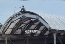 Полицейские рисковали собой, чтобы спасти человека в Алматы