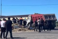 КамАЗ столкнулся с легковушкой в Атырау: один человек погиб