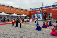 Школьники Алматы попробовали себя в роли специалистов разных профессий