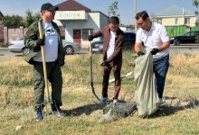 Акция партии AMANAT “Таза бейсенбі”: жители регионов убрали и озеленили улицы Казахстана