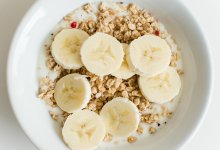 Можно ли есть банан на завтрак: в чем польза и возможный вред