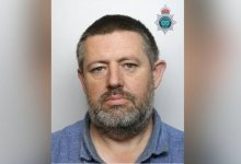 Британца посадили за договор с женщиной надругаться над ее 12-летней дочерью