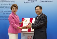 Си Цзиньпин расскажет о государственном управлении на казахском