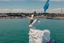 Казахстанка устроила эффектный полет над Капчагаем (ВИДЕО)