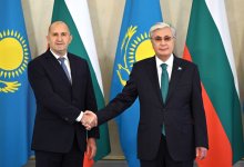 Токаев провел переговоры с президентом Болгарии