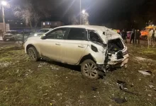 Фура протаранила школу в Уральске: владелец разбитой машины подал иск на полицию
