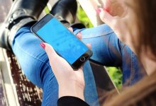 Долги на 18 миллионов получили супруги после разговоров по телефону