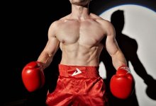 Боец MMA устроил жесткое шоу в октагоне в Актау