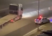 Водитель фуры пытался сбежать от полицейских в Мангистау (ВИДЕО)