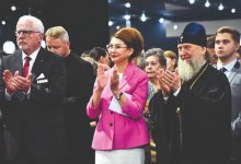 Копию Туринской Плащаницы представили в Астане