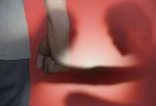 Казахстанка зарезала мужа, защищая отца