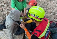 Камень упал на подростка в горах Алматы