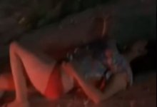 Родственники любовника жестоко избили и раздели женщину