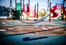 Парочка занялась сексом на детской площадке в Темиртау