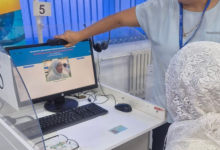 85-летняя алматинка пришла на ЕНТ, чтобы исполнить мечту о высшем образовании