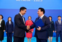 Впервые на августовской конференции педагогов наградили представителей рабочих профессий