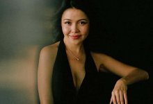 "Сильно соскучилась": Асель Садвакасова возвращается в Казахстан (ВИДЕО)