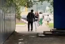 Мужчина приставал к девушкам на улице в Семее