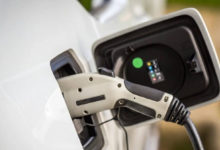 На республиканских трассах устанавливают электрозарядные станции