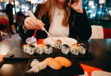 Шестеро взрослых и двое детей отравились суши в Актобе