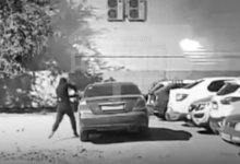 Мужчину избили дубинкой во дворе дома в Актобе